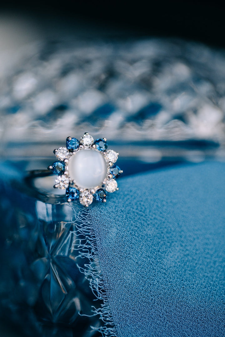Vintage Moonstone Ring - Oz's Jewelers by The Hickory Jewelry Company